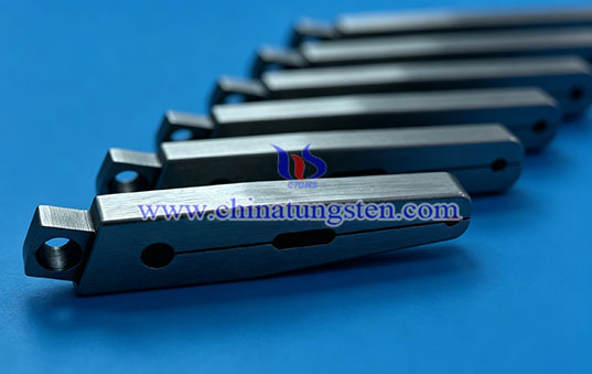 Customized TZM Alloy Component Picture